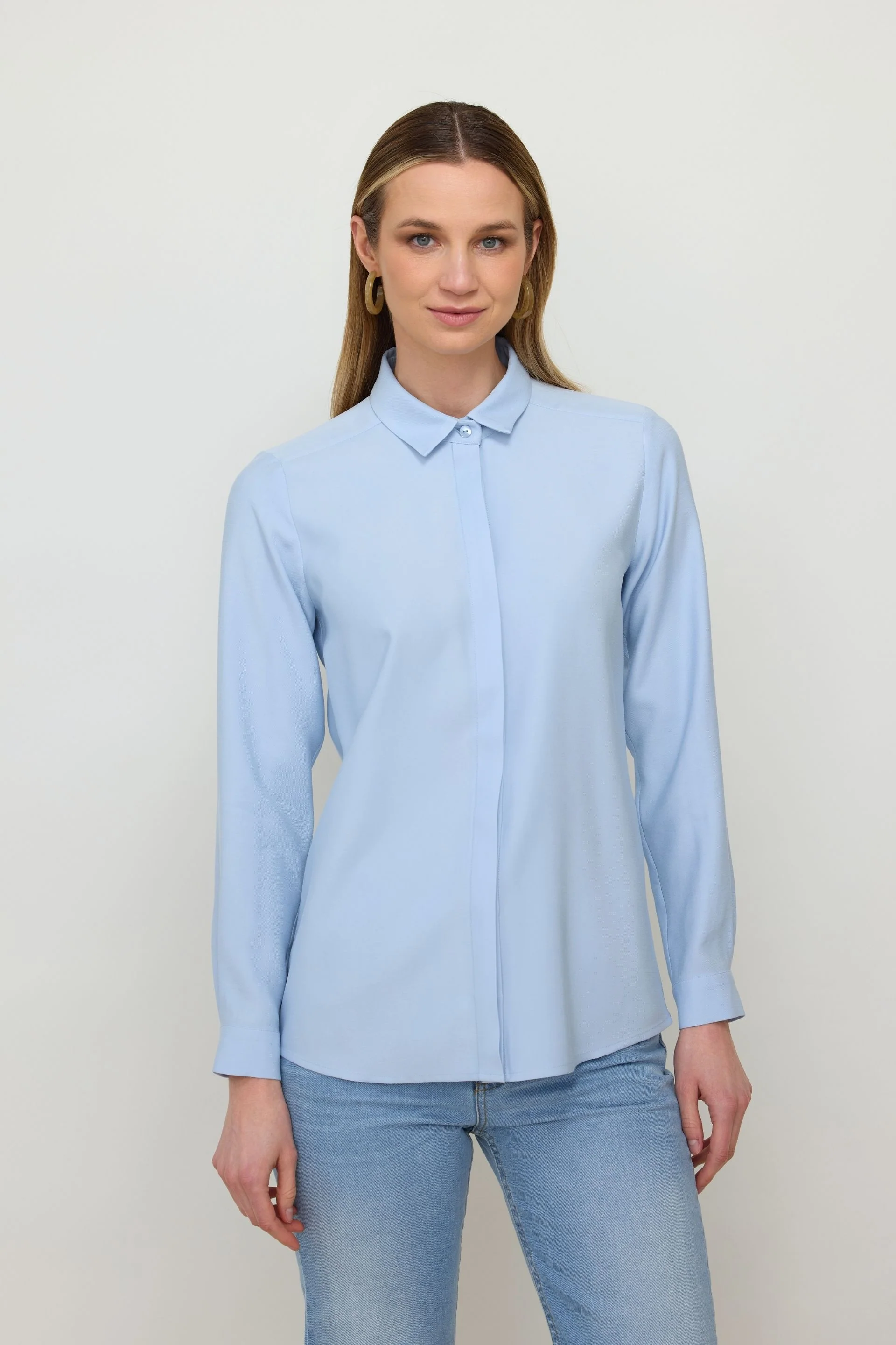 Prosta koszula z wiskozy baby blue - Image 2